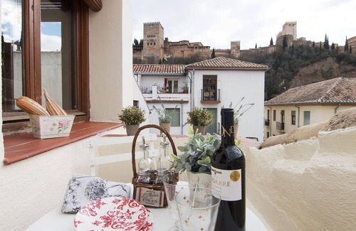 San Pedro Apartamento | Alhambra Duplex Penthouse