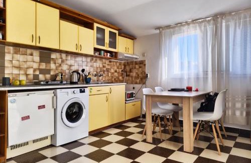 Varosha Apartamento | AlHana Panoramic Studio - Top Center, Blagoevgrad