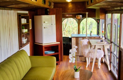 Waa Waa Casa | Ali'i Trolley Bus Conversion