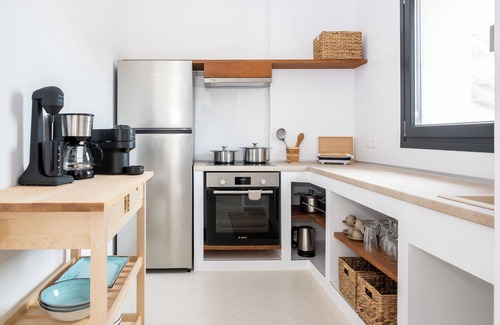 Andros Casa | Alia Andros