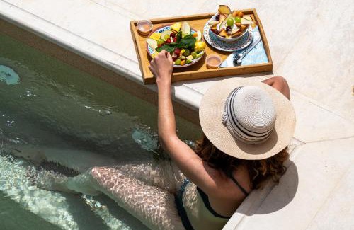 Andros Casa | Alia Andros