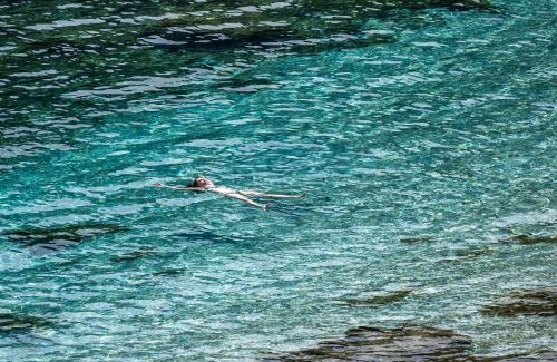 Andros Casa | Alia Andros