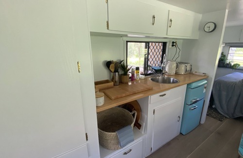 Crescent Head Casa | 'Alice' Crescent Head's coolest retro caravan