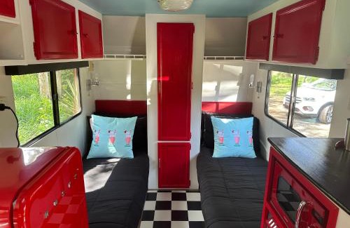 Crescent Head Otro | Alice & Elvis, Crescent Head, Retro Caravans with Deck, Bathroom & Outdoor Bath in a Bush Setting near the Beach