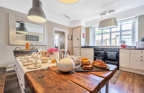 Windermere Casa | Alice Howe - a big house with hot tub and cinema for groups to get together in the Lake District.