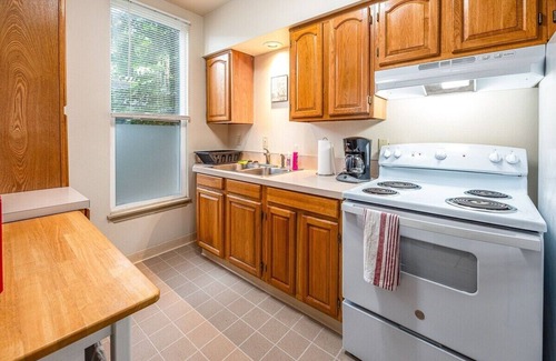 Northeast Neighbors Apartamento | Alice- The Wonderland Experience