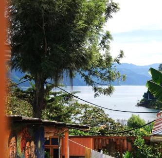 San Juan La Laguna Casa | Aliix Sapo Rooms
