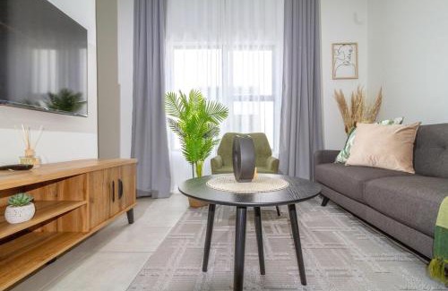 Greater Johannesburg Metropolitan Area Apartamento | #AlimamaSpaces Akin's Greenlee Apartment