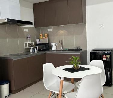 Seksyen 14 Apartamento | Alinea Suite 1720