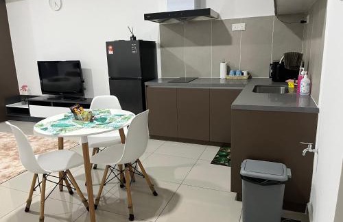 Seksyen 14 Apartamento | Alinea Suites Shah Alam by Dreamy Dahlia