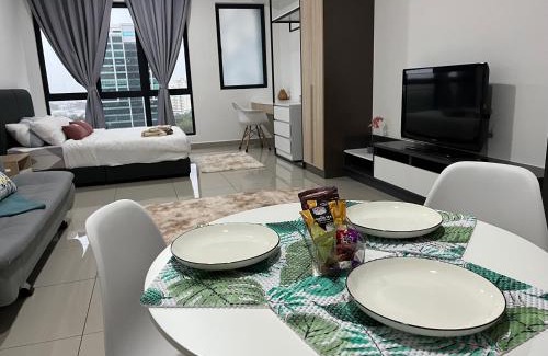 Seksyen 14 Apartamento | Alinea Suites Shah Alam by Dreamy Dahlia
