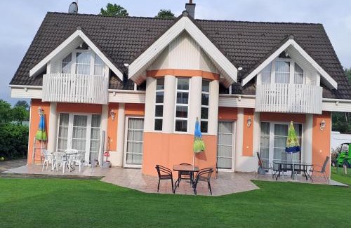Balatonlelle Apartamento | Alinka Apartmanház