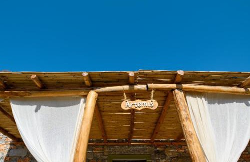 Tholaria Casa | Aliori art caves