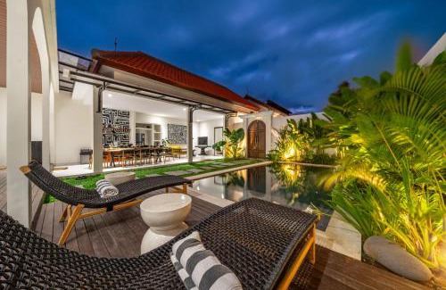Umalas Villa | Alisa 4 - Brand New Villa with Breathtaking Garden Views - Expansive Pool - 4 Luxury Bedrooms