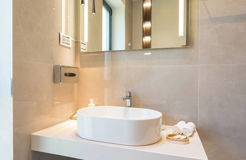Oradea Hotel | ALIVE Hotel