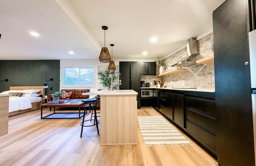 Alki Apartamento | Alki Beach Courtyard Cabin