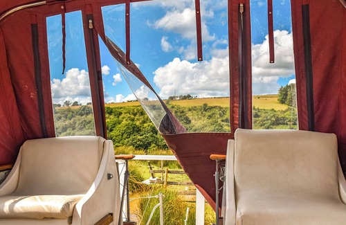 Mawr Cabaña | Alojamiento de 2 habitaciones en Felindre, near Swansea