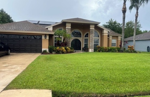 Port Saint Lucie Casa | All Amenities of home! Centrally located, family friendly & ideal entertaining