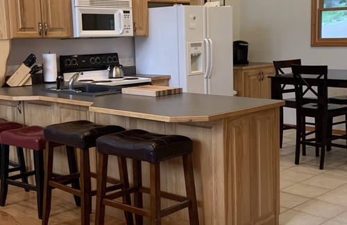 Eagle Rock Casa | All-Decked-Out Lakefront Cabin with gentle walk to water