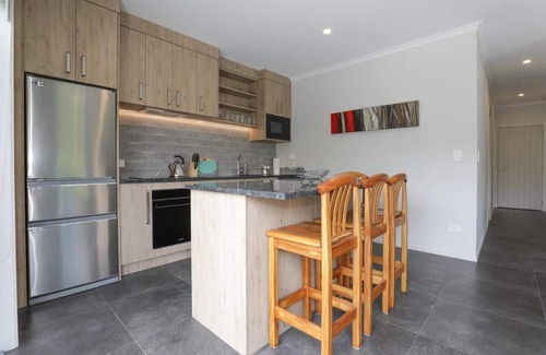 Springfield Casa | All Good | Modern & Close to the Redwoods Forest
