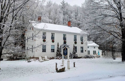 Bread Loaf Apartamento | All guest rooms in Chipman Inn- Your classic B&B in Vermont