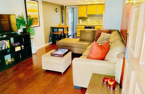 Desert Hot Springs Condominio | Todo incluido 1Br Desert Getaway- $ 1099 por mes para el verano