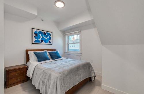 West End Apartamento | All-Inclusive Downtown Charm with Complete Amenities