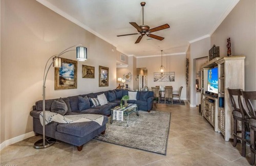 River Hall Condominio | All inclusive golf resort in a 3bed 2bath turnkey condo with a lake view!