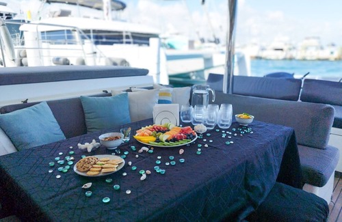 Nassau Alquiler De Eote | All inclusive luxury sailing catamaran Amura in Nassau, Bahamas