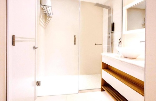 Punta Cana Village Complejo | All inclusive mini suite, jetted tub and balcony at Grand Sirenis in Punta Cana