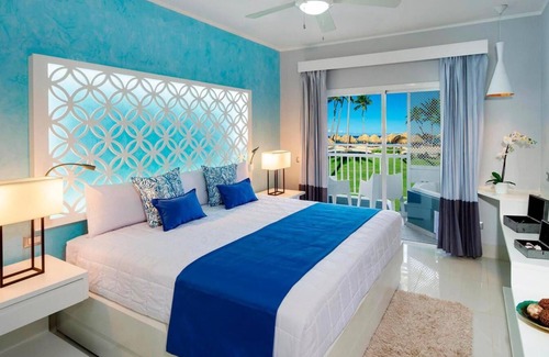 Punta Cana Village Casa | All inclusive mini suite, jetted tub and balcony at Grand Sirenis in Punta Cana
