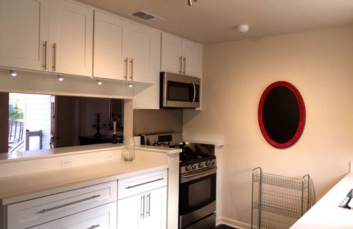 Metairie Casa | Todos Nuevo Adorable Cottage con fácil acceso a todo lo que ofrece Nueva Orleans!