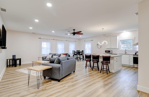 Savannah Victorian District Apartamento | All-new apartment with central AC, washer/dryer, & central location