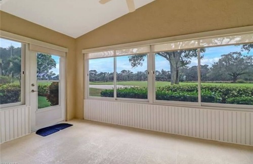 Imperial Golf Estates Casa | All new inside. 1 mile to beach. Gated comunity with pool/tennis courts. Quiet.