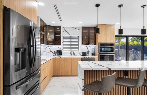 Golden Glades Casa | All New Modern Home in Miami Near Beaches