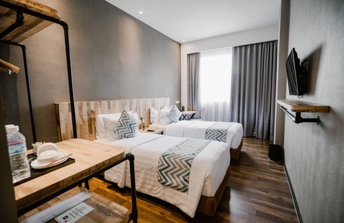 Palembang Hotel | All Nite & Day Palembang - Veteran