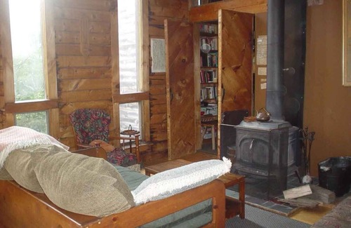 Mount Holly Cabina | All Season Three Nivel de registro Casa de vacaciones en 21 acres entre Okemo y Killington!