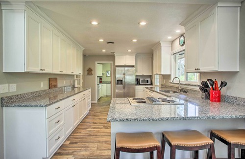 Chewelah Casa | All-Seasons Chewelah Home: Fish, Golf & Ski!