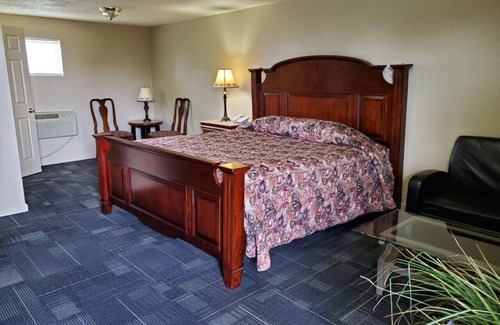 Airway Heights Hotel | All Seasons Motel