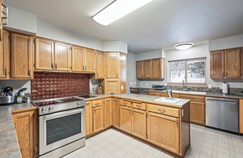Leavenworth Hotel | All Seasons River Inn