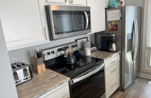 Northeast Virginia Beach Casa | All the good-without the traffic: modern beach home by Oceanfront and Chix Beach