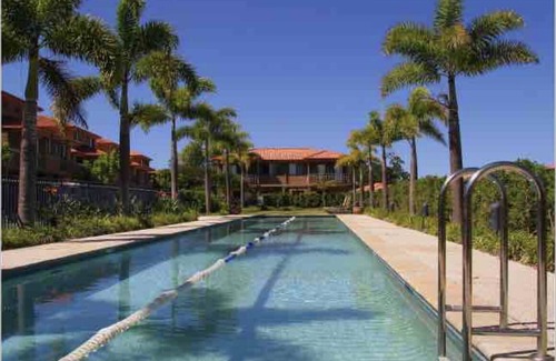 Robina Apartamento | All U need Studio Next BondUni