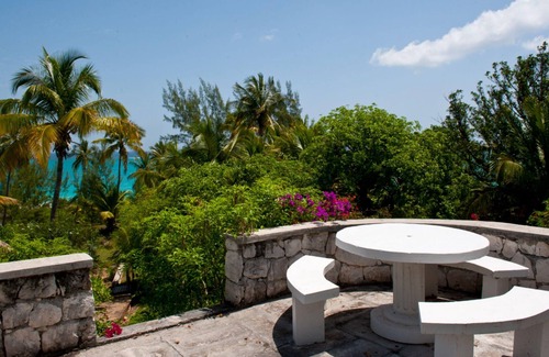 Governor's Harbour Casa | Allamanda House by Eleuthera Vacation Rentals