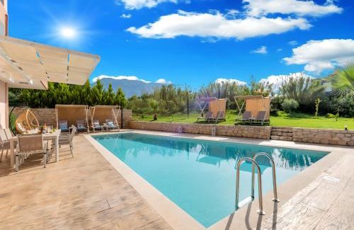Kavros Villa | Allas Villa Heated Pool