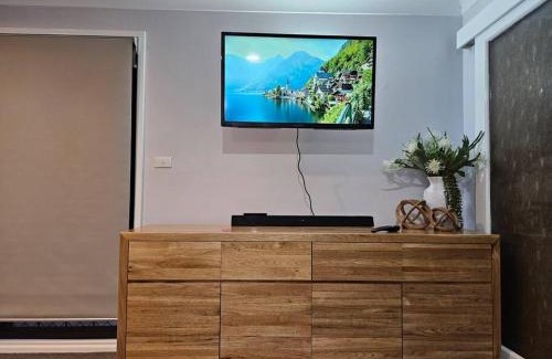Hillvue Casa | Allawah Hideaway Tamworth