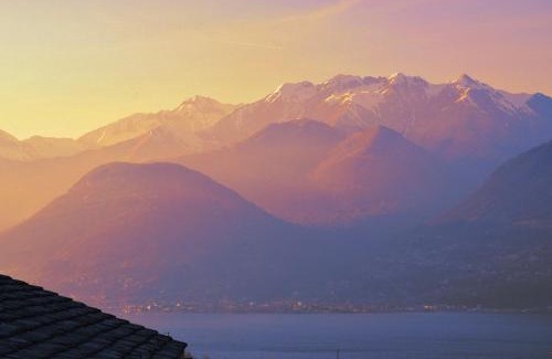Colico Apartamento | Alle Macine - Lake Como Heritage Home in Molino Maufet Watermill - Lake View Balcony