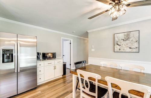Glace Casa | Alleghany Mountain Cottage w/ Porch & Backyard