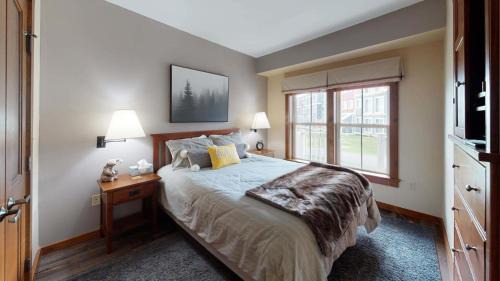 Snowshoe Apartamento | Allegheny Spg - Cozy Condo Ski from our patio