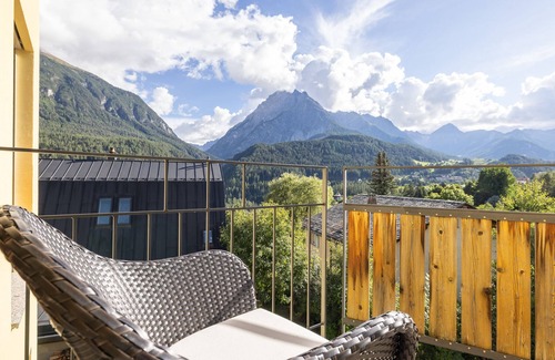 Engadin Scoul Apartamento | 8 valoraciones de "e-domizil": 4. 80 de un máximo de 5. 0 puntos