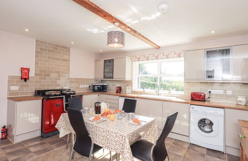 Wing Cabaña | ALLERGARTH BARN, pet friendly, with open fire in Brampton, Cumbria